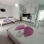 Gb بيت خشبي كساميل