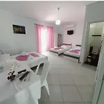 Lodge Gb Ksamil