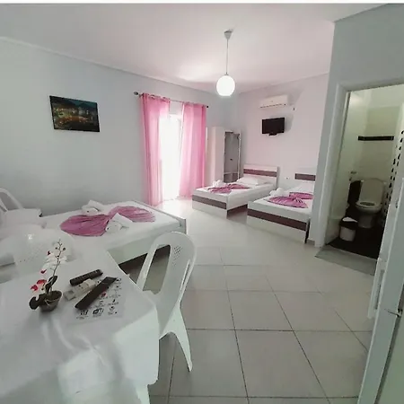 אכסניה Gb קסאמיל