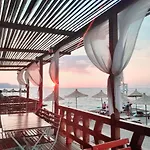 Gb * Ksamil